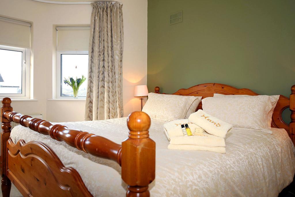 Willow Lodge Westport Habitación foto